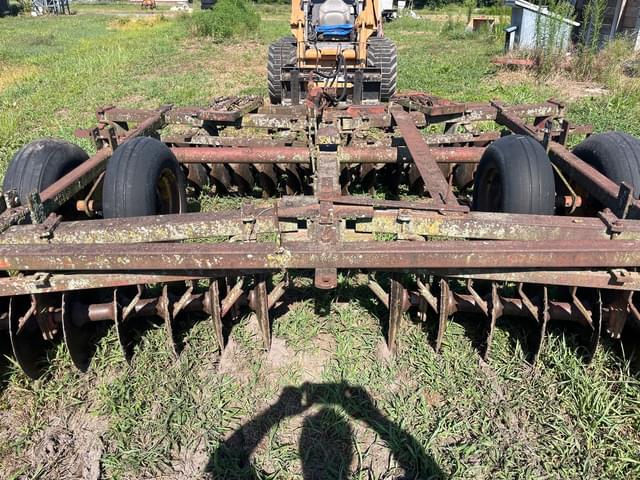 Image of Massey Ferguson 520 equipment image 4