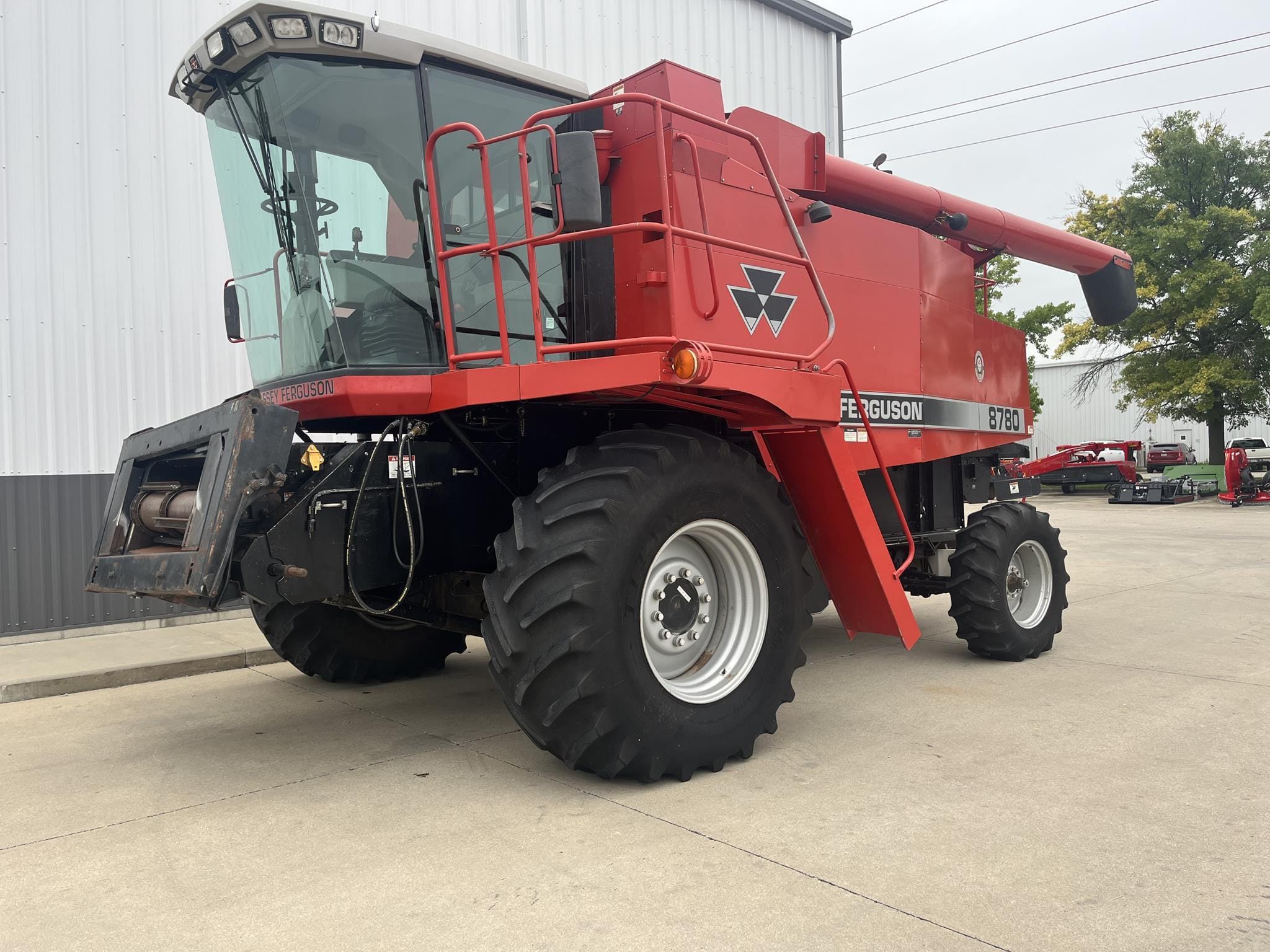 1998 Massey Ferguson 8780 Equipment Image0