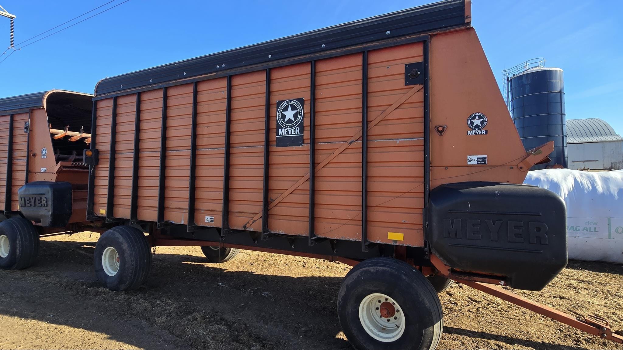 1998 Meyer 4518 Equipment Image0