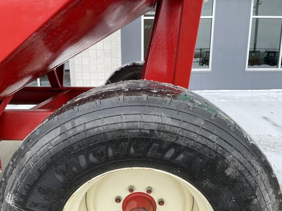 Image of Minnesota 450 equipment image 3