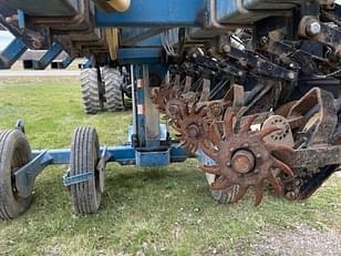 Main image Kinze 2600 6