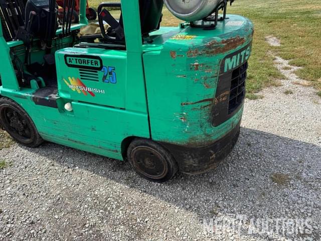 Image of Mitsubishi FGC25 equipment image 4