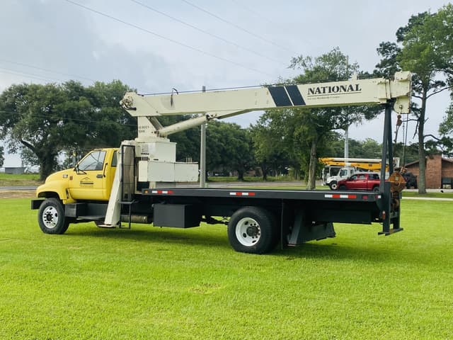 Image of GMC C7500 equipment image 3