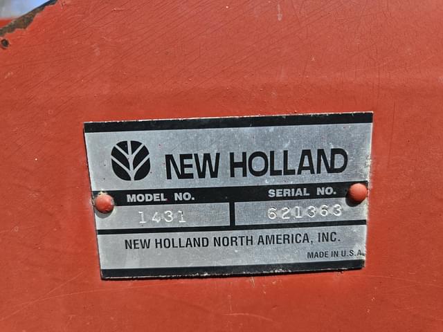 Image of New Holland 1431 equipment image 3