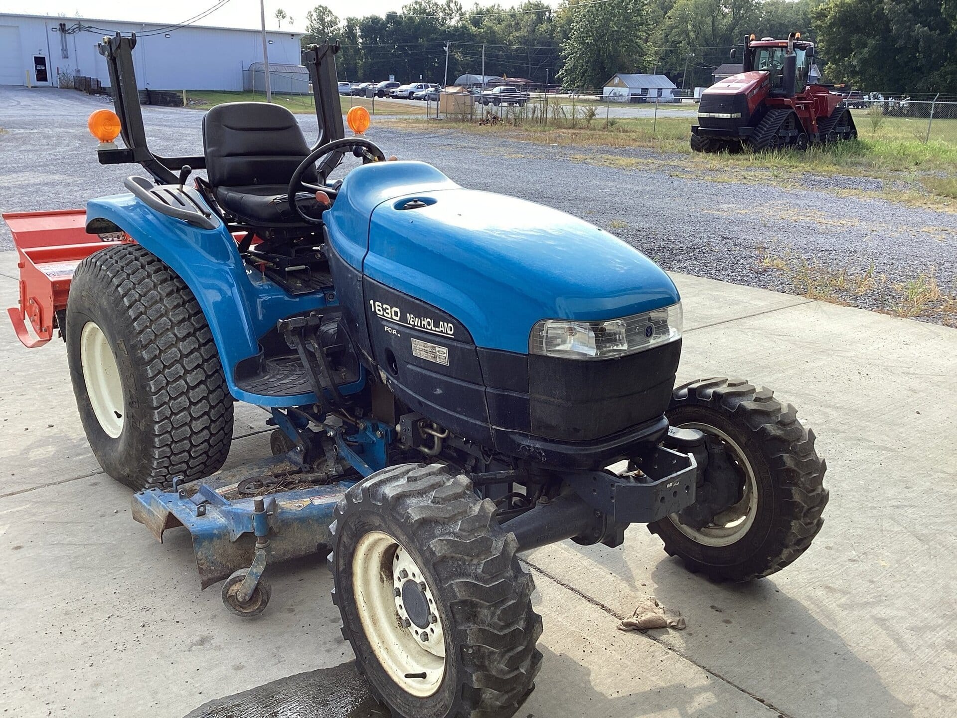 1998 New Holland 1630 Equipment Image0