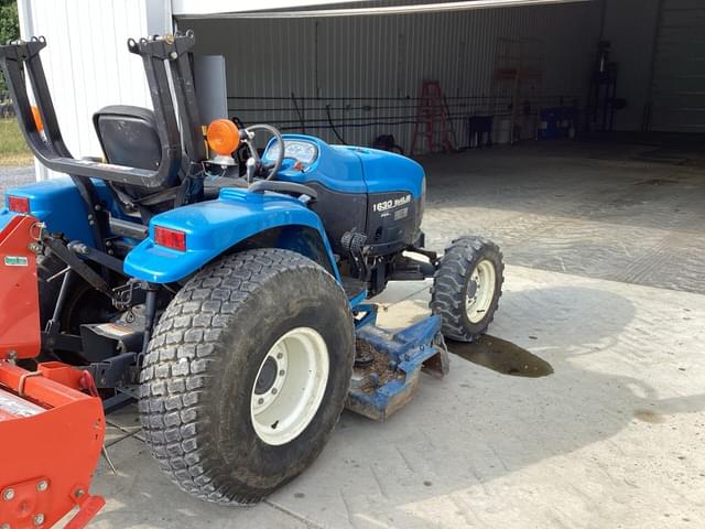 Image of New Holland 1630 equipment image 2