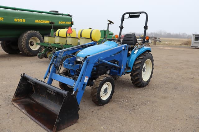 Image of New Holland 1630 equipment image 2