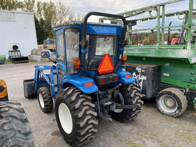 Image of New Holland 1725 equipment image 3