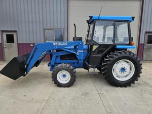 1998 New Holland 2120 Image