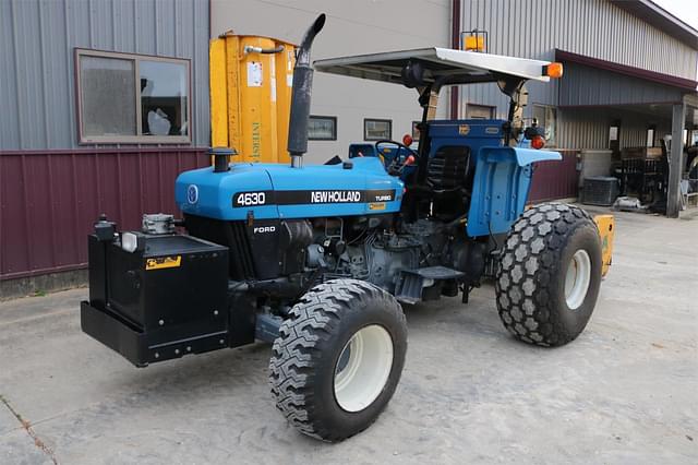 Image of New Holland 4630 equipment image 2