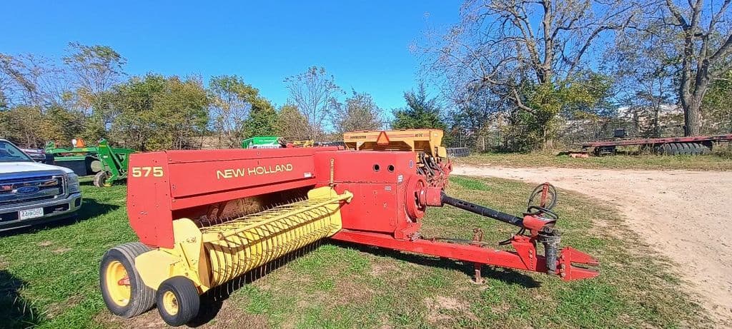 Image of New Holland 575 Primary image