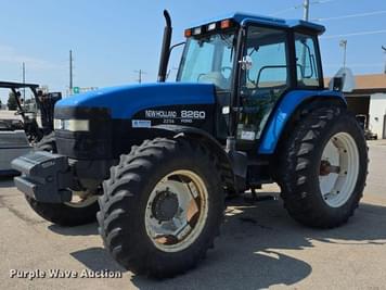Main image New Holland 8260