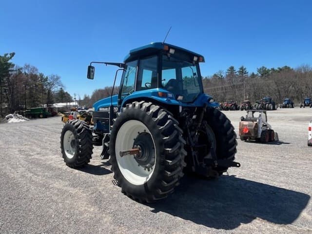 Image of New Holland 8770 equipment image 4