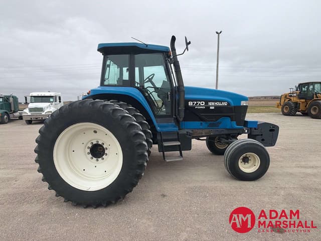 Image of New Holland 8770 equipment image 3