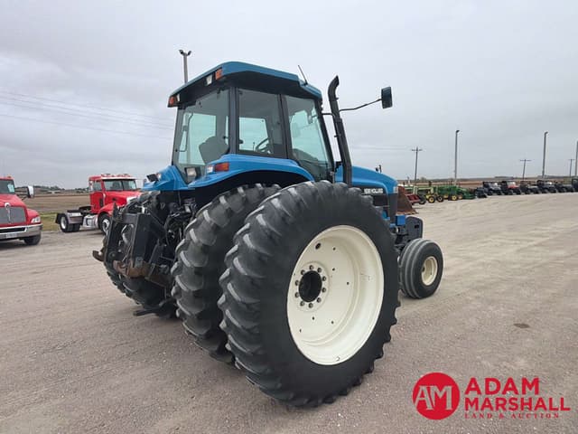 Image of New Holland 8770 equipment image 4