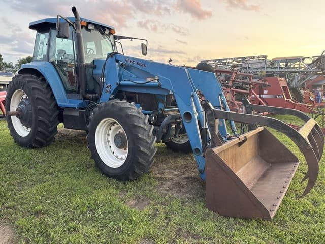 Image of New Holland 8770 equipment image 2