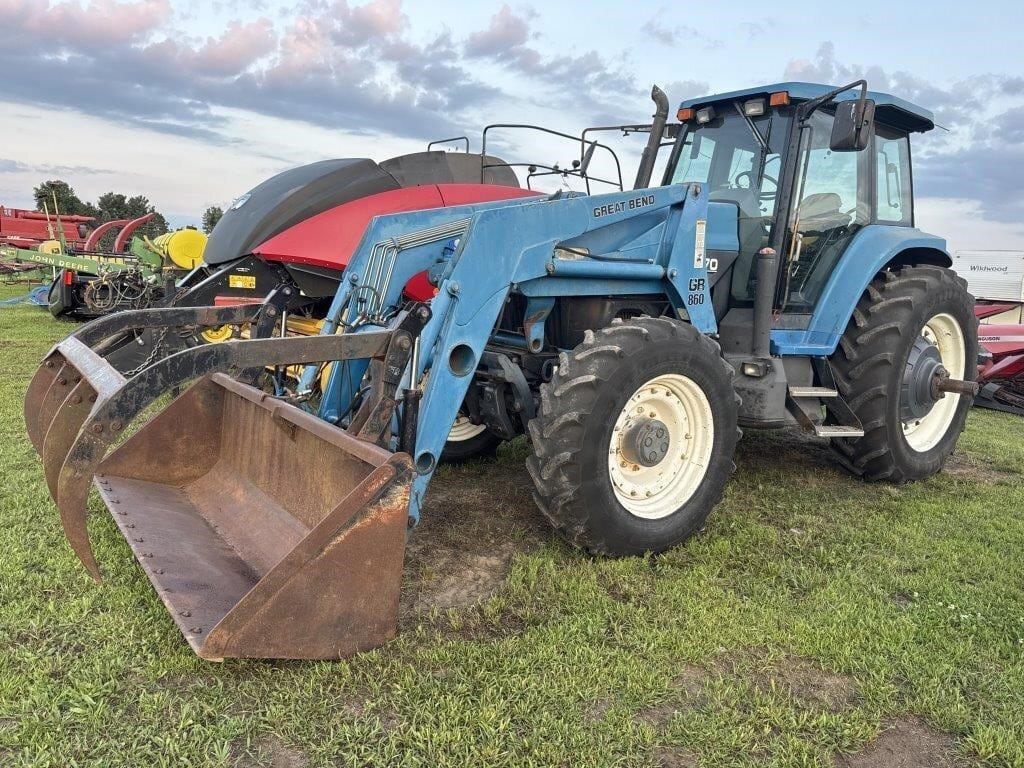 1998 New Holland 8770 Equipment Image0