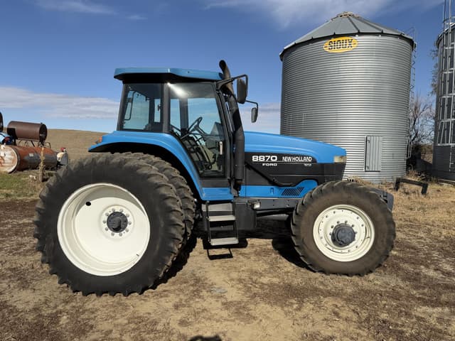 Image of New Holland 8870 equipment image 3
