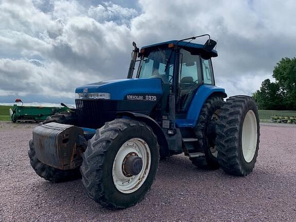 Image of New Holland 8970 equipment image 2