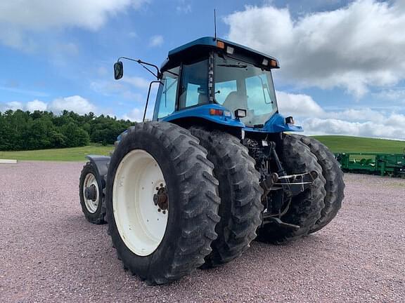 Image of New Holland 8970 equipment image 4