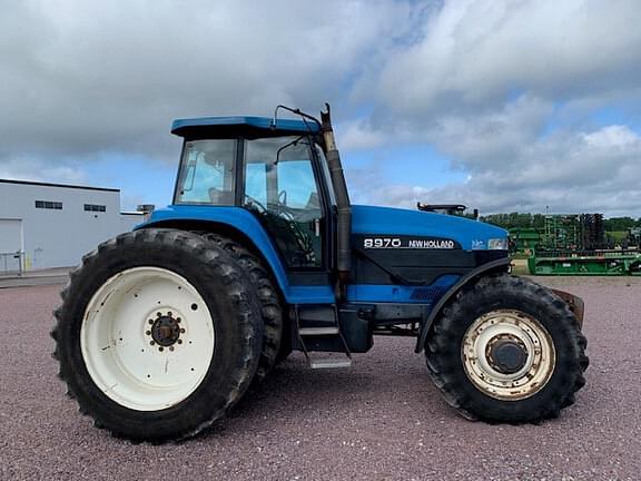 Image of New Holland 8970 equipment image 1
