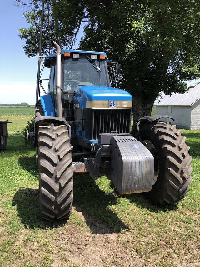 Image of New Holland 8970 equipment image 2