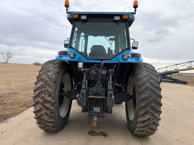 Image of New Holland 8970 equipment image 4