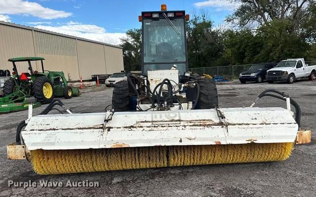 Image of New Holland 9030E equipment image 1