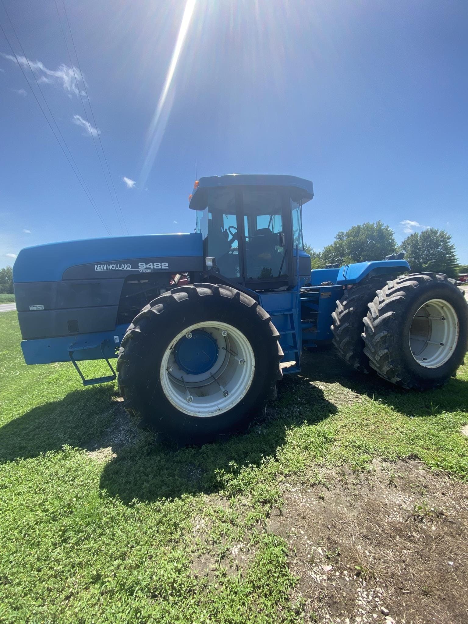 1998 New Holland 9482 Equipment Image0