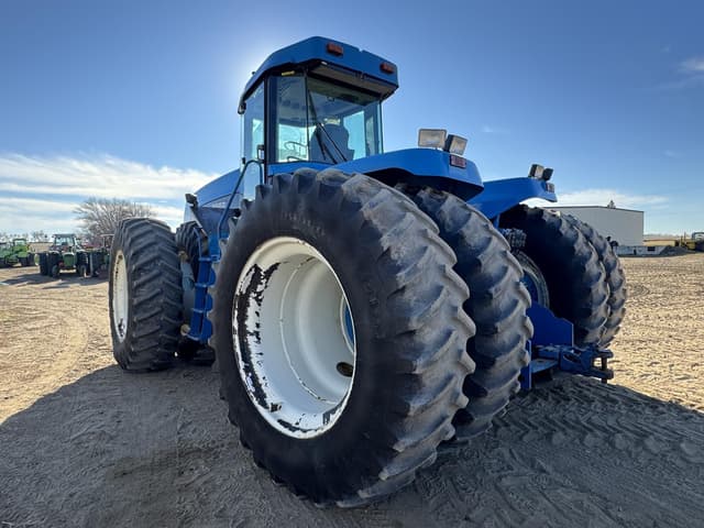 Image of New Holland 9682 equipment image 2