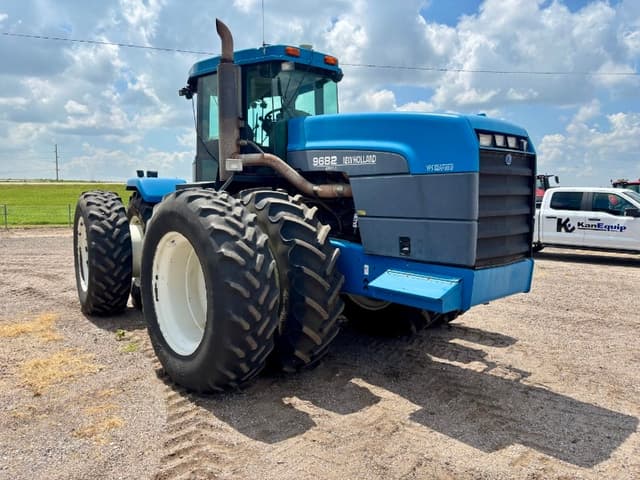 Image of New Holland 9682 equipment image 3