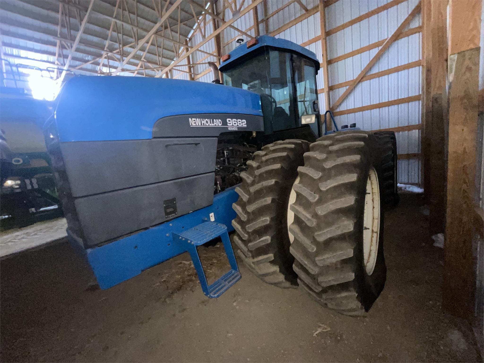 Main image New Holland 9682