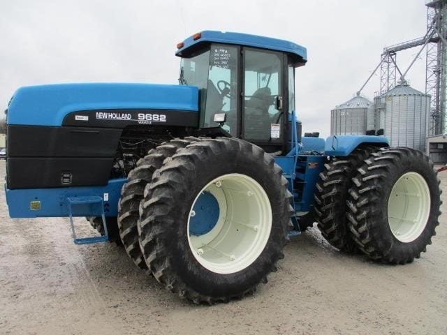 1998 New Holland 9682 Equipment Image0