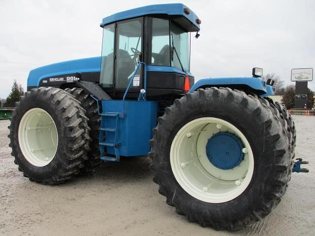 Image of New Holland 9682 equipment image 4