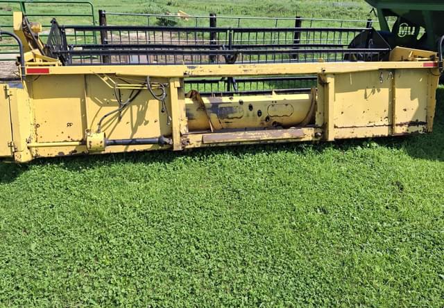 Image of New Holland 973 equipment image 2