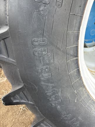 Image of New Holland 9882 equipment image 3