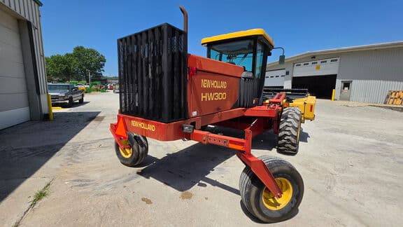 Image of New Holland HW300 equipment image 4