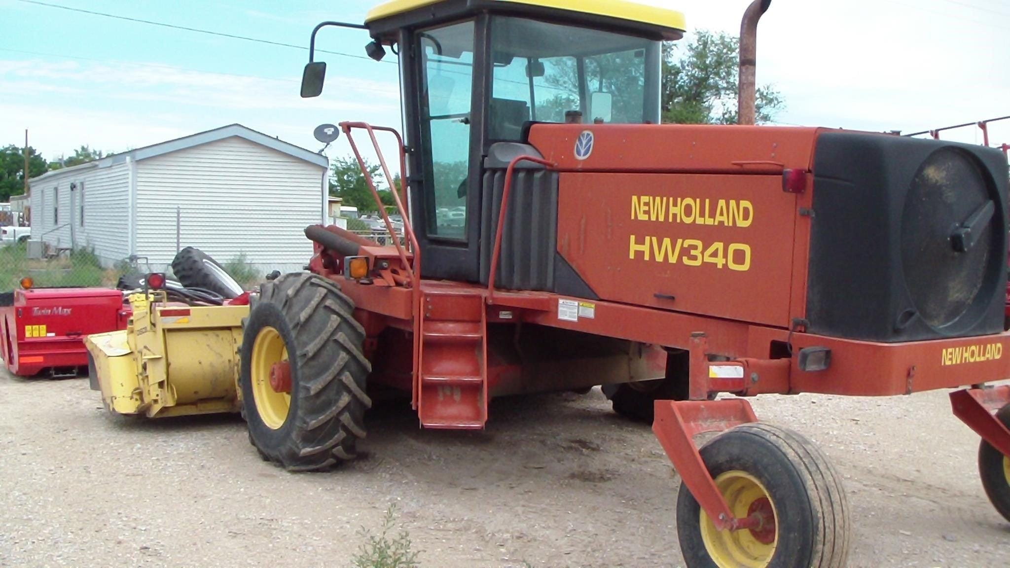 1998 New Holland HW340 Equipment Image0