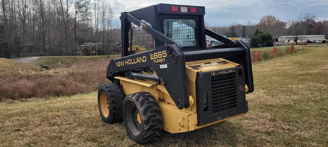 Image of New Holland LX665 equipment image 3