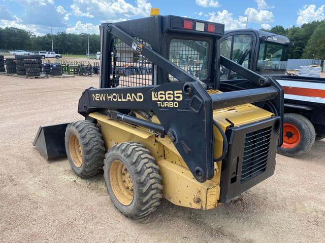 Image of New Holland LX665 equipment image 3