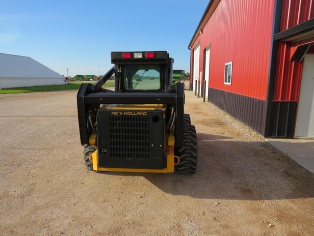 Image of New Holland LX885 equipment image 3