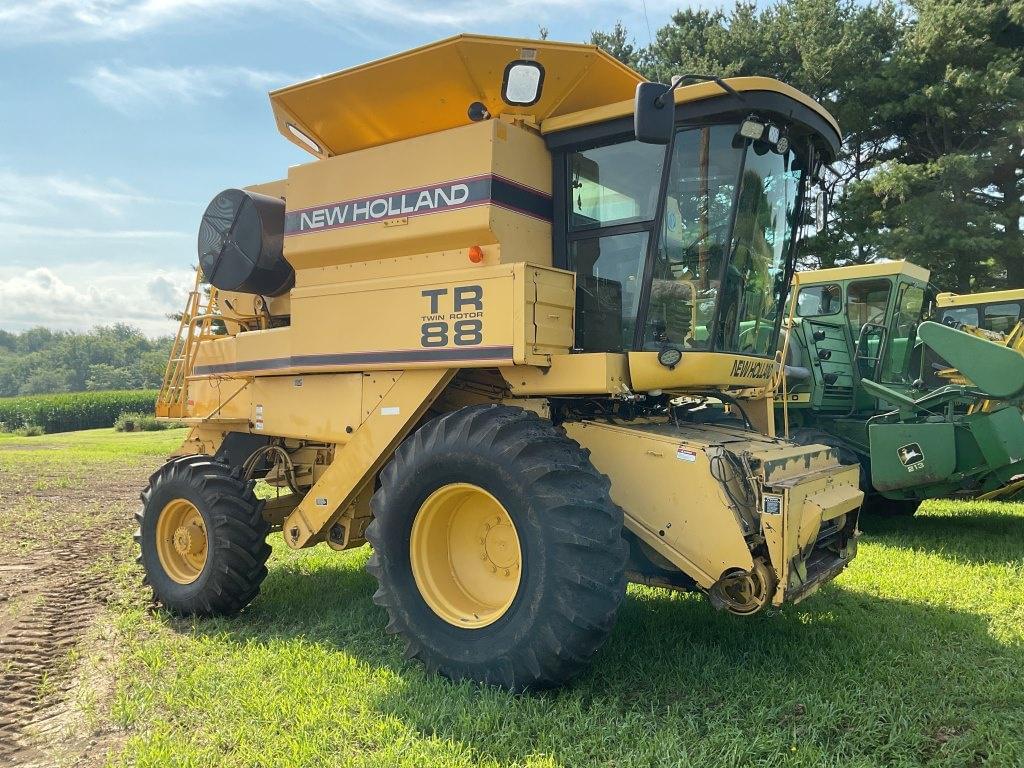 Image of New Holland TR88 Primary image