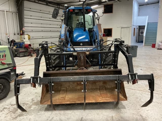 Image of New Holland TS100 equipment image 1