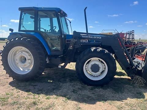 Image of New Holland TS110 equipment image 2