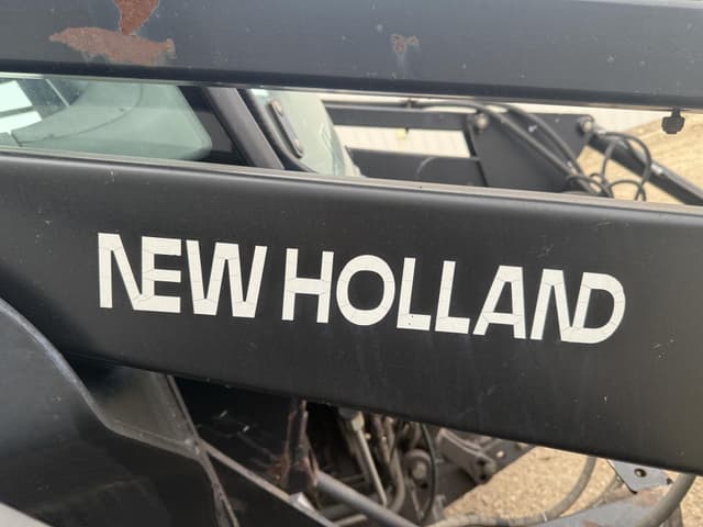Image of New Holland TV140 equipment image 4