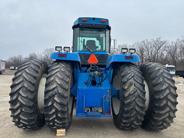 Image of New Holland 9682 equipment image 2