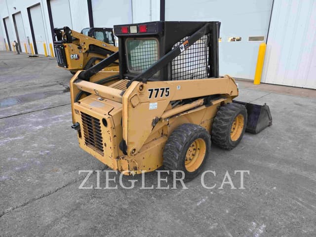 Image of John Deere 7775 equipment image 2