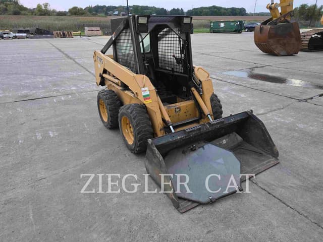 Image of John Deere 7775 equipment image 1