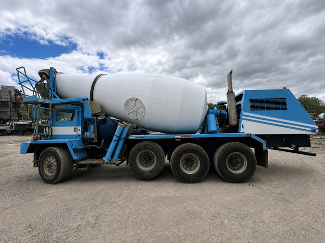 Image of Oshkosh S Series equipment image 3