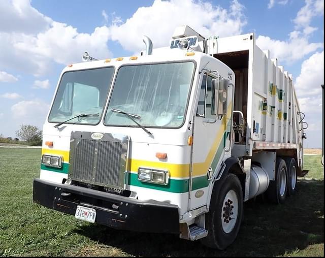 Image of Peterbilt 320 equipment image 1